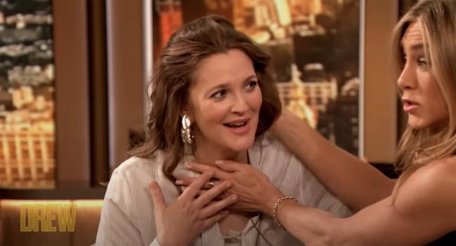La actriz experimento su primer sofoco en The Drew Barrymore Show la semana pasada