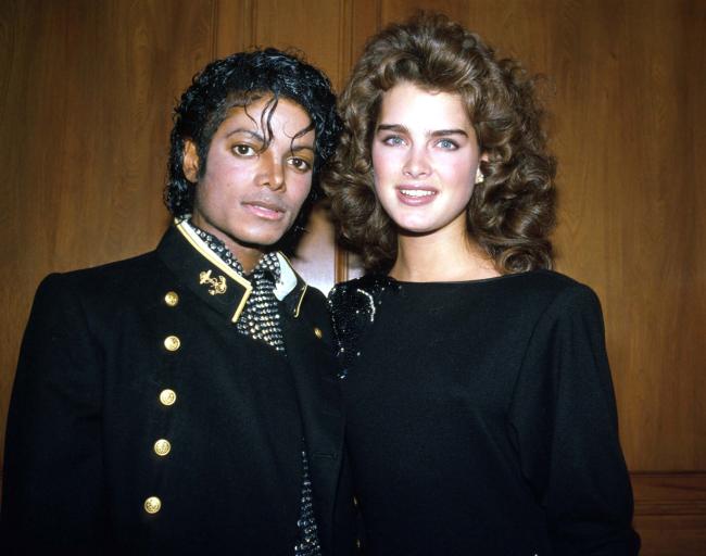Shields y Michael Jackson se hicieron cercanos despues de conocerse en los Oscar de 1981