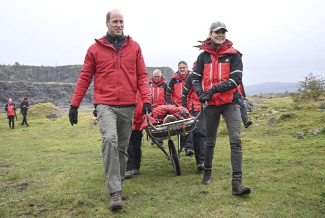 Los Galeses participaron en ejercicios de apoyo medico en la montana