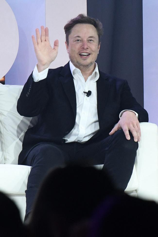 Musk tambien comparte hijos con Justine Musk y Shivon Zilis