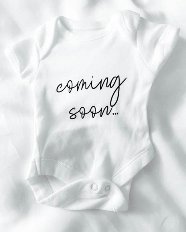 La estrella de Parent Trap anuncio en marzo que tiene un bebe en camino