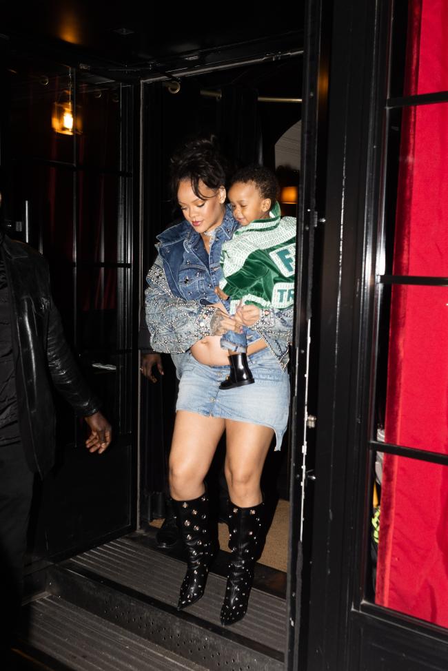 Rihanna Rocky y su primogenito han estado pasando tiempo en Paris esta semana