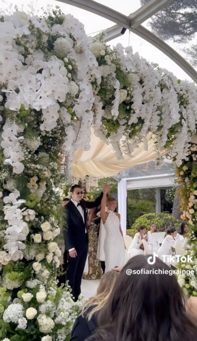 Sofia se caso con Elliot Grainge durante una ceremonia repleta de estrellas en Francia