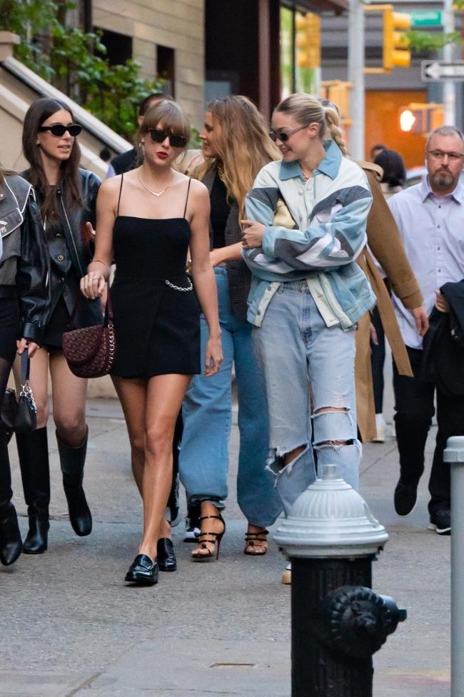 Taylor Swift Sale Con Gigi Hadid Blake Lively Haim Después De La Ruptura De Joe Alwyn Qqcq 