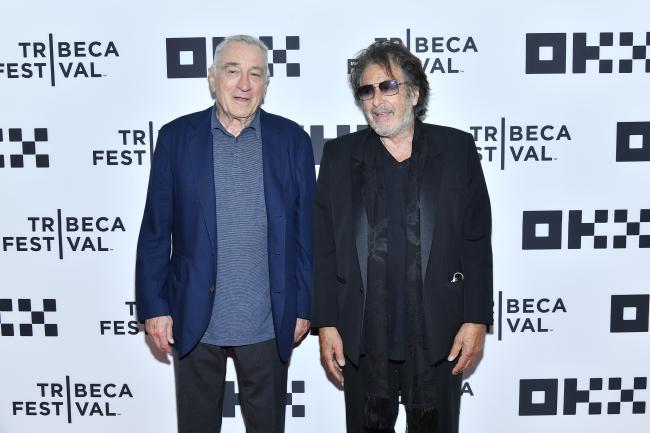 El mejor amigo de Pacino, Robert De Niro, también dio la bienvenida recientemente a un niño a la edad de 79 años.
