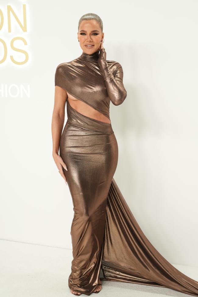 El vestido Fashion Nova recordaba a un vestido de LaQuan Smith que usó Khloé Kardashian en 2022.