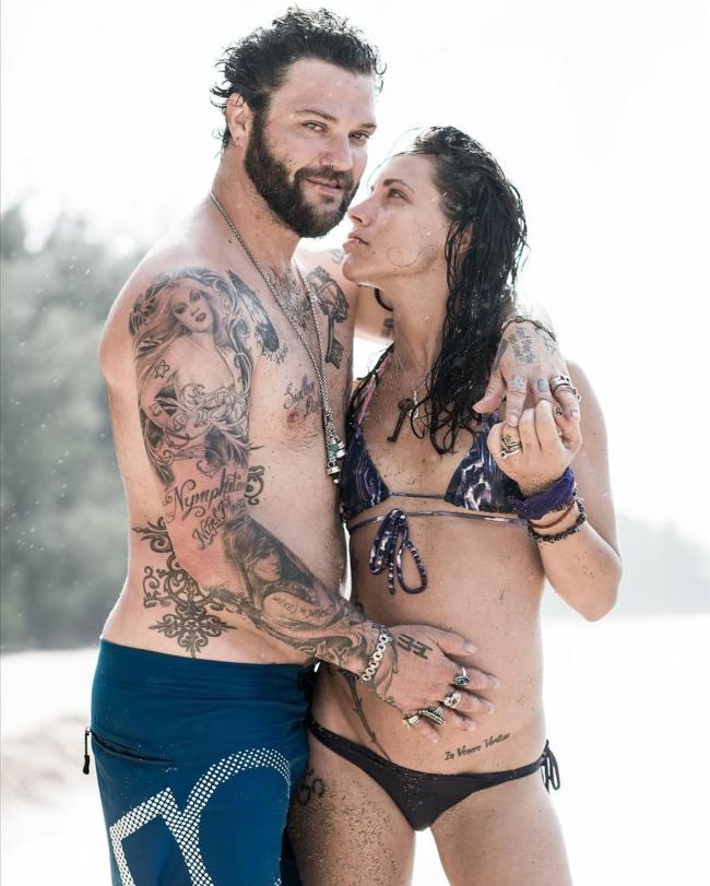 Bam Margera afirma que el y Nicole Boyd nunca estuvieron legalmente casados y por lo tanto ella no puede solicitar la separacion legal