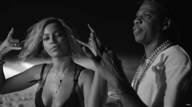 Después de su muerte, Beyoncé y Jay-Z fueron criticados por su canción de 2013 