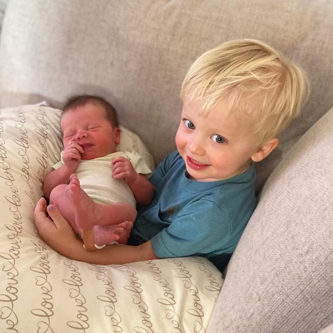Cody Walker nombró a su hijo recién nacido Paul Barrett 