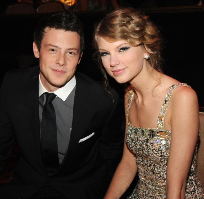 Swift y Monteith fueron vistos juntos en el backstage de la 52 entrega anual de los premios Grammy