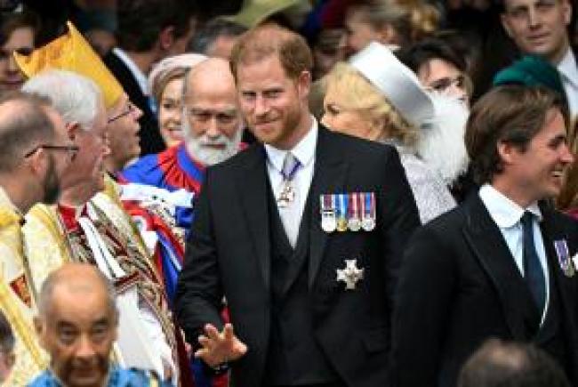 El príncipe Harry en la coronación del rey Carlos.
