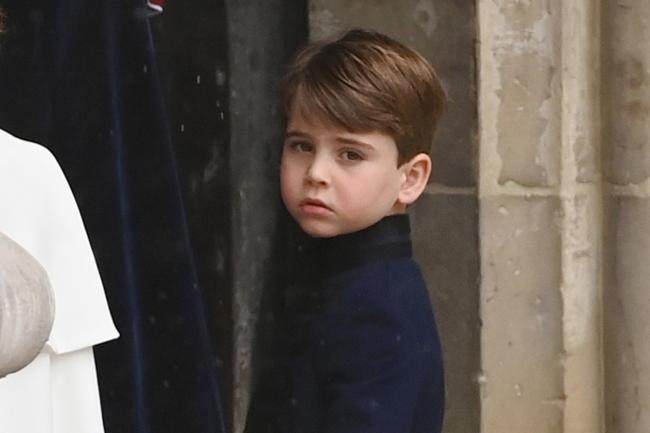 El príncipe Louis solo se quedará en la coronación por un breve período antes de irse con su niñera.