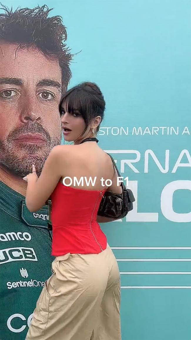 Emily Ratajkowski estaba a la caza de un esposo en el Gran Premio de Fórmula 1 de Miami.