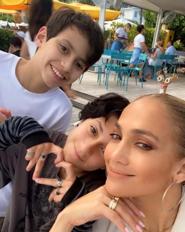 Lopez comparte a sus dos hijos con su ex esposo Marc Anthony