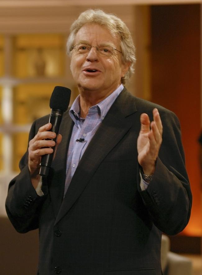 Jerry Springer fue enterrado en Chicago durante el fin de semana