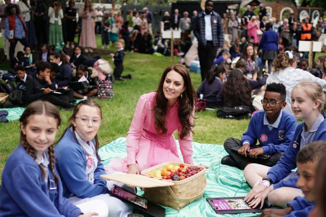 Kate middlton en el primer picnic infantil.