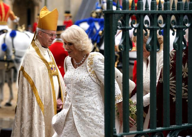 La Reina Camila usó el Collar de la Coronación para la histórica ceremonia del sábado.