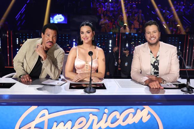 Perry es juez en “American Idol” junto a Lionel Richie y Luke Bryan.