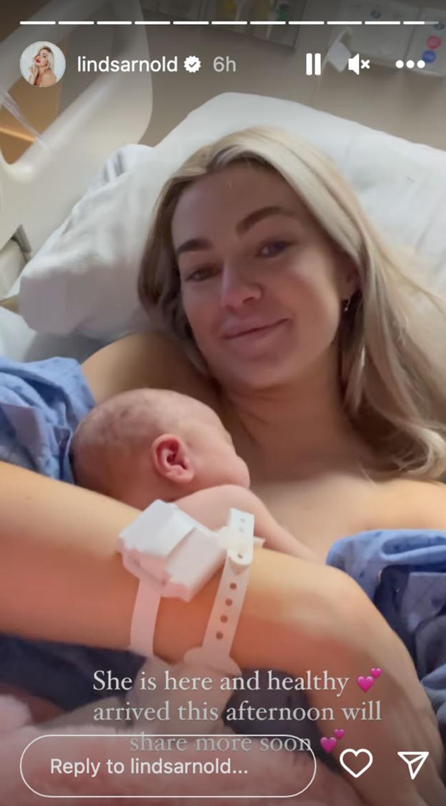 Lindsay Arnold y Sam Cusick dieron la bienvenida al segundo bebe