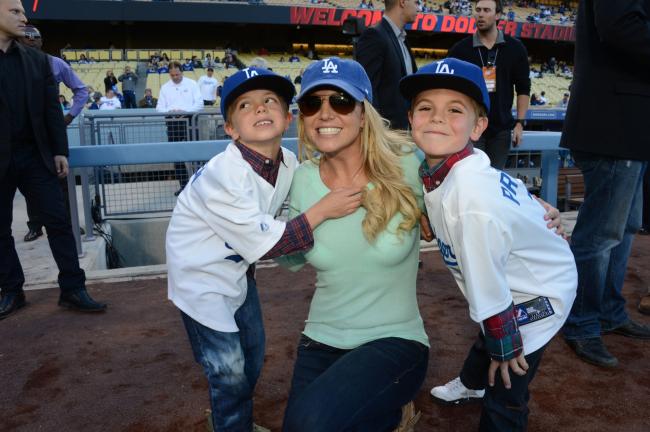Según los informes, los hijos de Britney Spears quieren mudarse a Hawai con su padre.