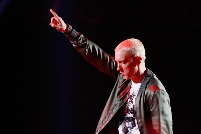 MGK ha estado peleándose con Eminem durante años.
