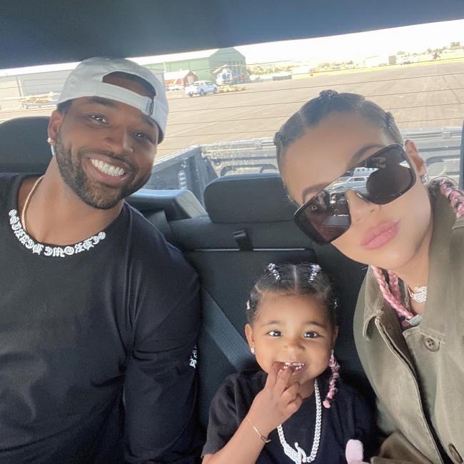 Kardashian y Thompson tambien comparten a su hija True
