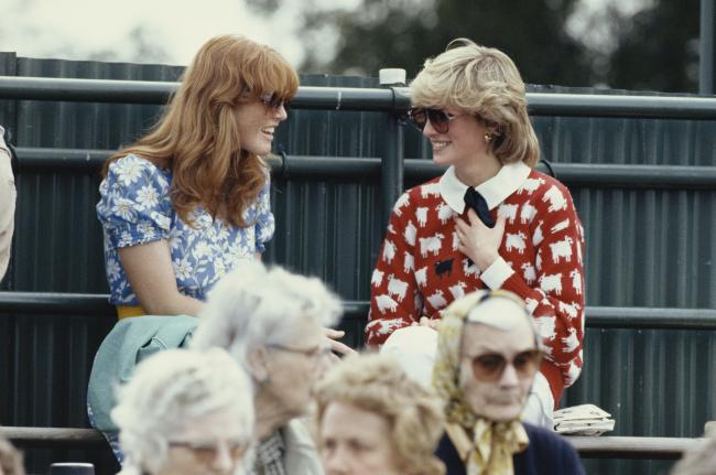 Diana y Ferguson conversaron en un partido de polo en 1983.