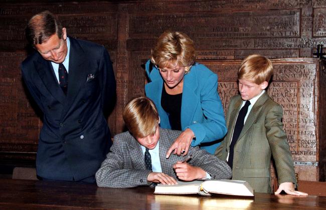Su hermano, el príncipe Harry, también asistió a la prestigiosa escuela.