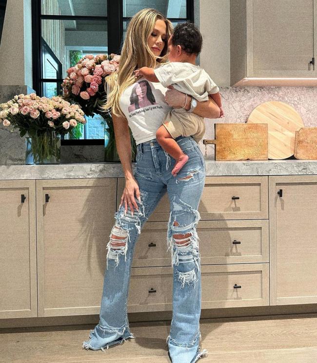 Khloe Kardashian y su hijo
