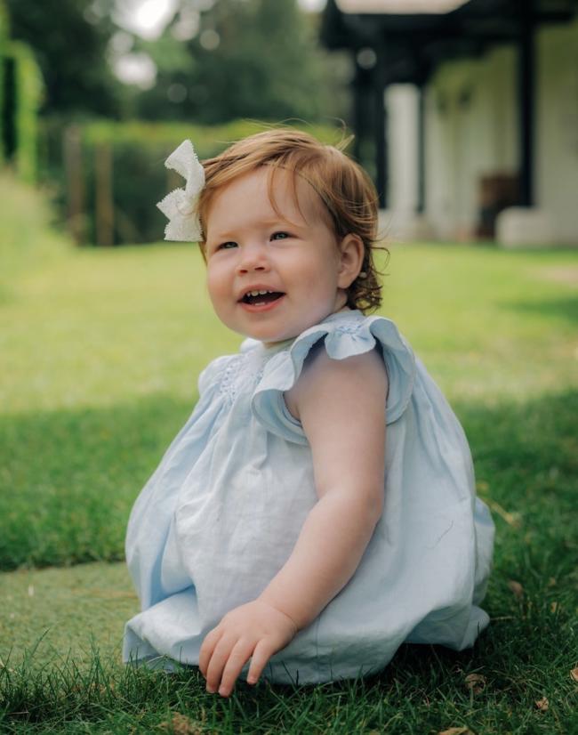 La princesa Lilibet celebró su segundo cumpleaños en su casa en Montecito, California, con sus padres, su hermano mayor y su abuela Doria Ragland, se le dice a QQCQ.