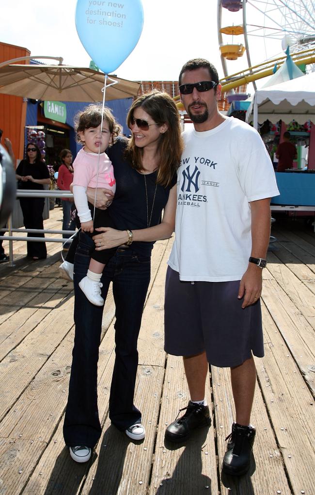 El actor y su esposa, aquí con Sadie cuando era bebé en 2007, están casados ​​desde 2003.