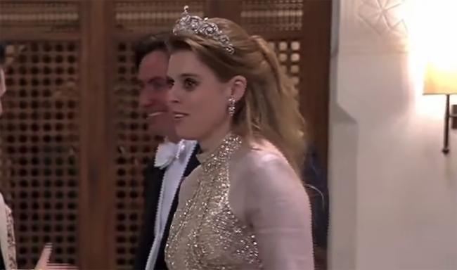 Sacó la tiara de Sarah Ferguson de los archivos reales para la recepción de la boda del príncipe heredero Hussein y la princesa Rajwa Al Hussein de Jordania anoche.