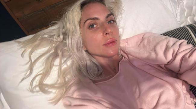 Tras la reacción violenta, otros salieron en defensa de Gaga y señalaron sus luchas anteriores con enfermedades crónicas como la fibromialgia.