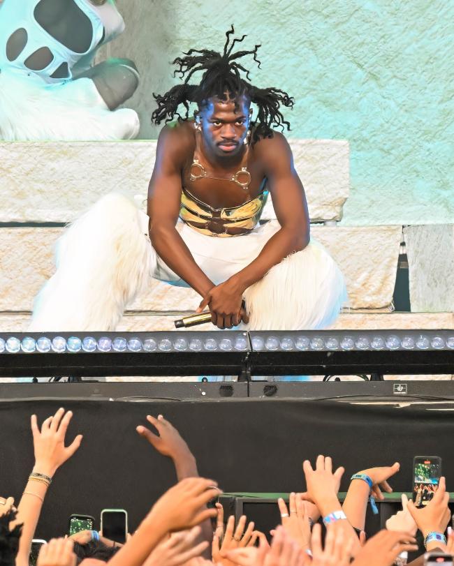 Lil Nas X enfrentó fallas tecnológicas en el festival de música Governors Ball el domingo.