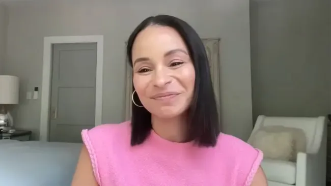 La estrella de “Real Housewives of New York City”, Sai De Silva, habla sobre su estilo de la Temporada 14 en el podcast “Virtual Reali-Tea” de QQCQ.