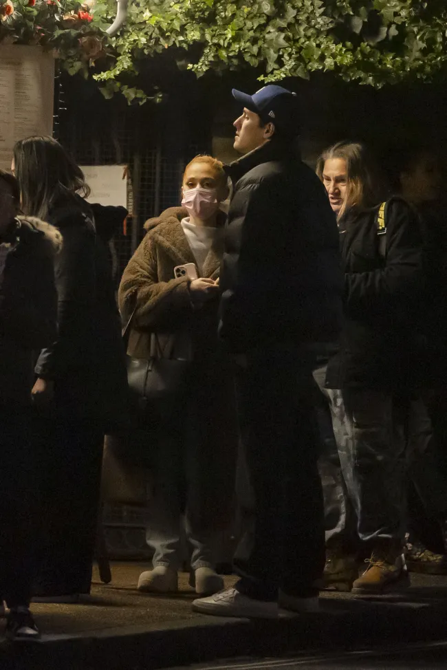 La ex pareja fue vista esperando en fila para comprar crepes en Londres a mediados de enero.
