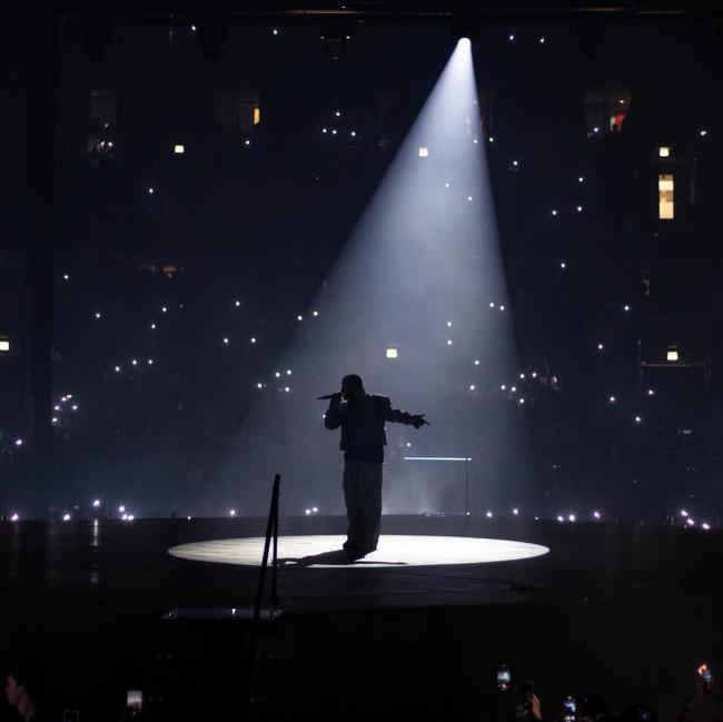 Drake inició su gira con 21 Savage el miércoles.