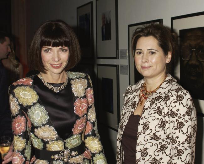 La ex editora británica de Vogue, Alexandra Shulman (derecha), dijo que Enninful 