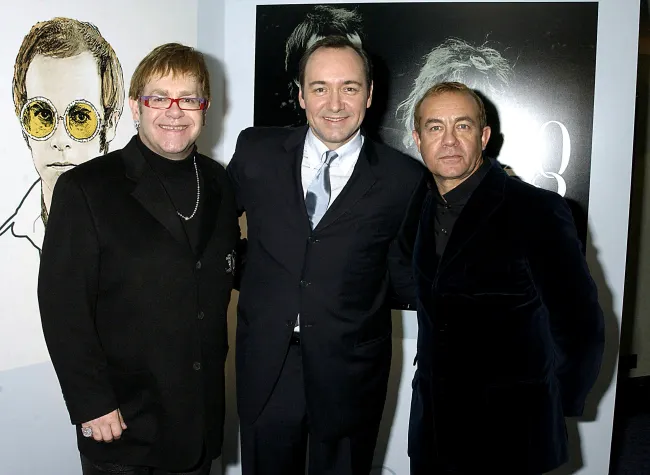 Elton John, Kevin Spacey y Bernie Taupin