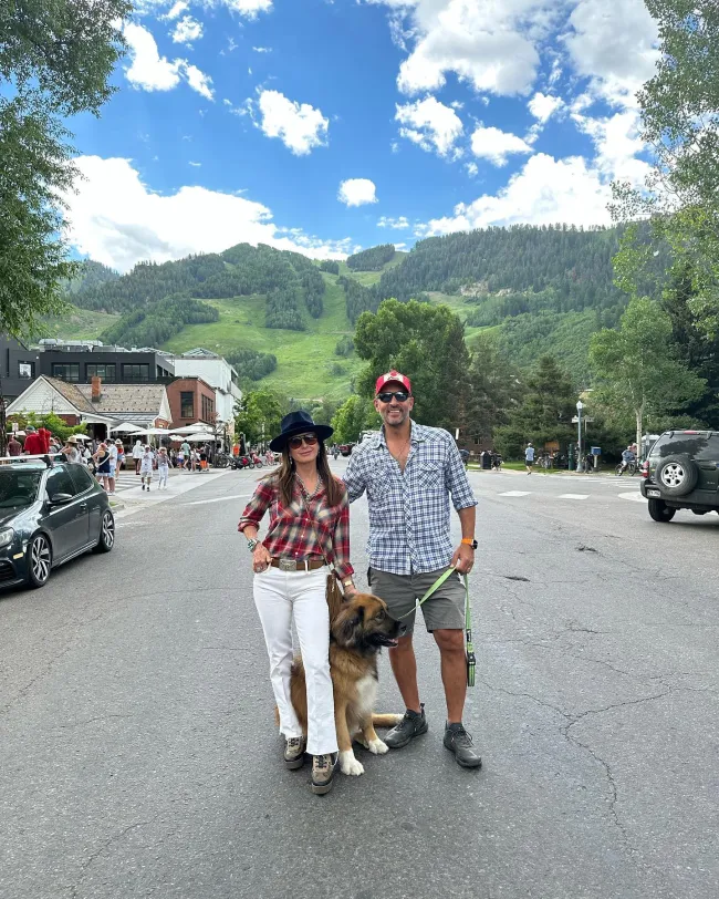 Umansky recientemente compartió fotos con Richards de un viaje a Aspen, Colo.