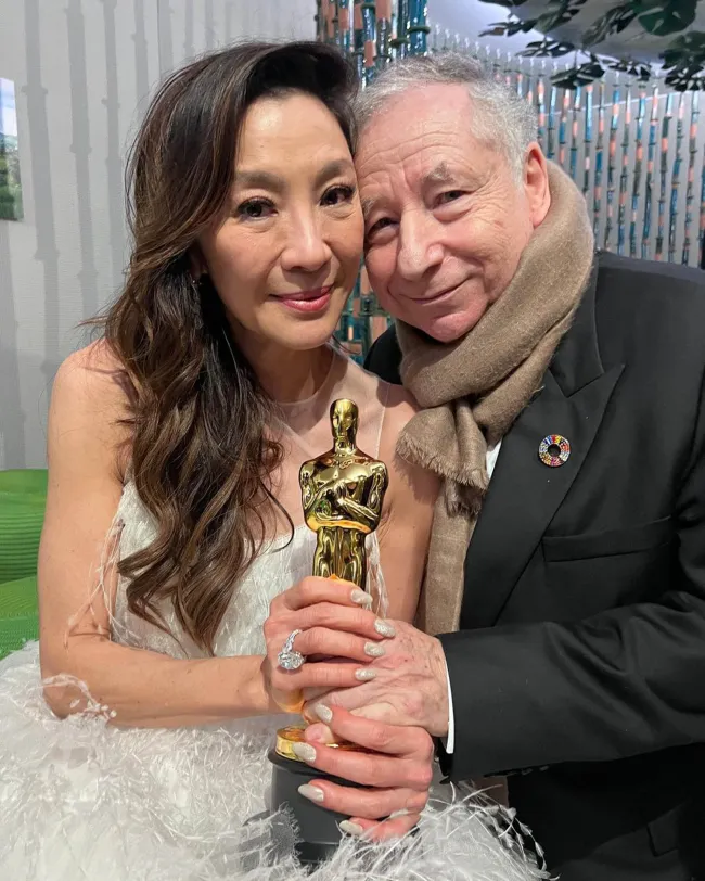 En marzo, Yeoh hizo historia como la primera mujer asiática en ganar un Oscar.