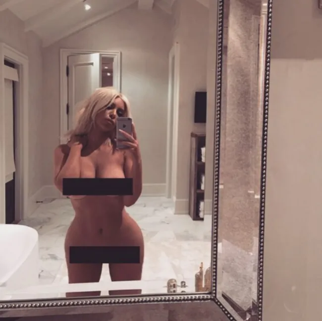 West habló efusivamente de las “selfies desnudas” de la estrella de reality en una entrevista de 2016.
