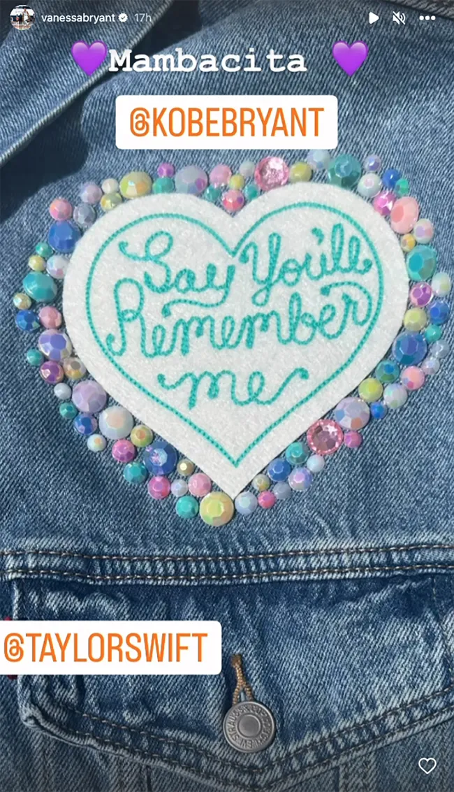 La chaqueta de mezclilla incluía letras del sencillo de Swift de 2014 
