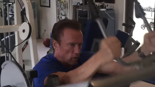 Schwarzenegger dijo que su deseo de realizar sus propias acrobacias motivó su recuperación.