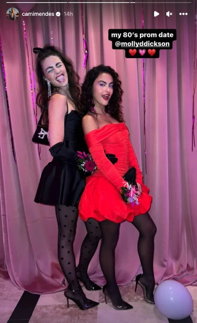 La estilista Molly Dickson y la estrella de “Riverdale” Camila Mendes estuvieron entre las que vinieron vestidas para impresionar.