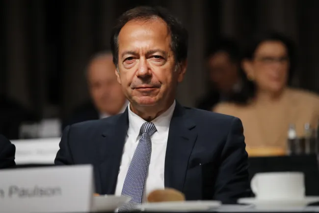 El multimillonario John Paulson está siendo demandado por su socio comercial Fahad Ghaffar por 50 millones de dólares por presunto fraude.