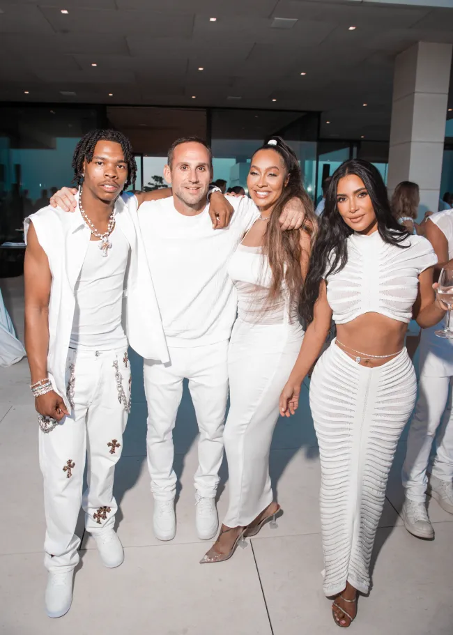 Kardashian también estuvo en la reciente fiesta blanca del 4 de julio de Rubin.