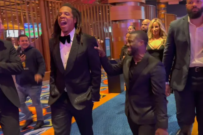 Jay-Z y Kevin Hart llegaron al Ocean Casino Resort en Atlantic City, Nueva Jersey, para el evento Reform Alliance.
