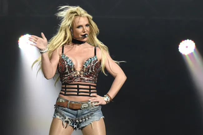 Britney Spears escribe en sus próximas memorias que sus 13 años de tutela fueron la “muerte” de su “creatividad como artista”.