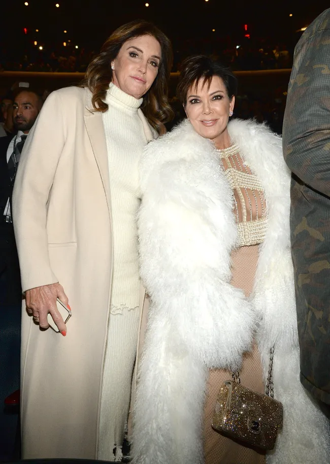 Según los informes, Caitlyn Jenner causó “tensión” con el clan Kardashian después de admitir que ya no habla con su ex esposa Kris Jenner.